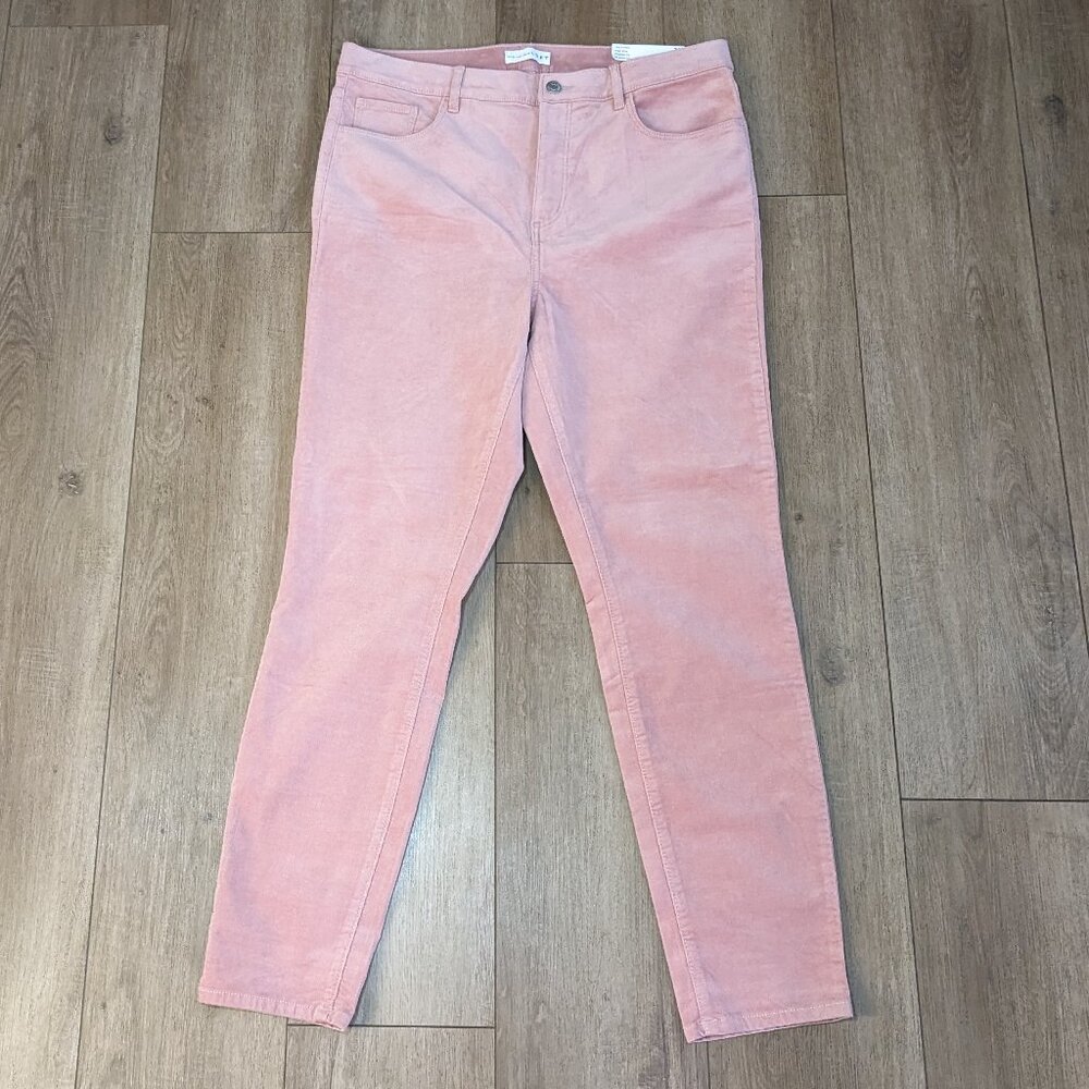NWT LOFT Skinny Corduroy Pants Skinny High rise Regular Fit Womens 32 / 14 Pink